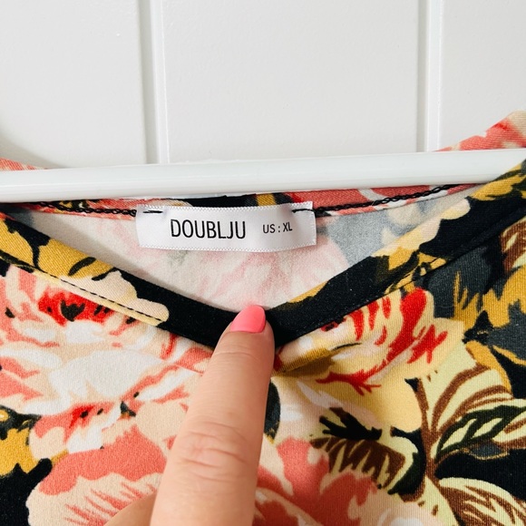 Floral and striped T-shirt. Super soft material. Size large. EUC - Picture 2 of 2